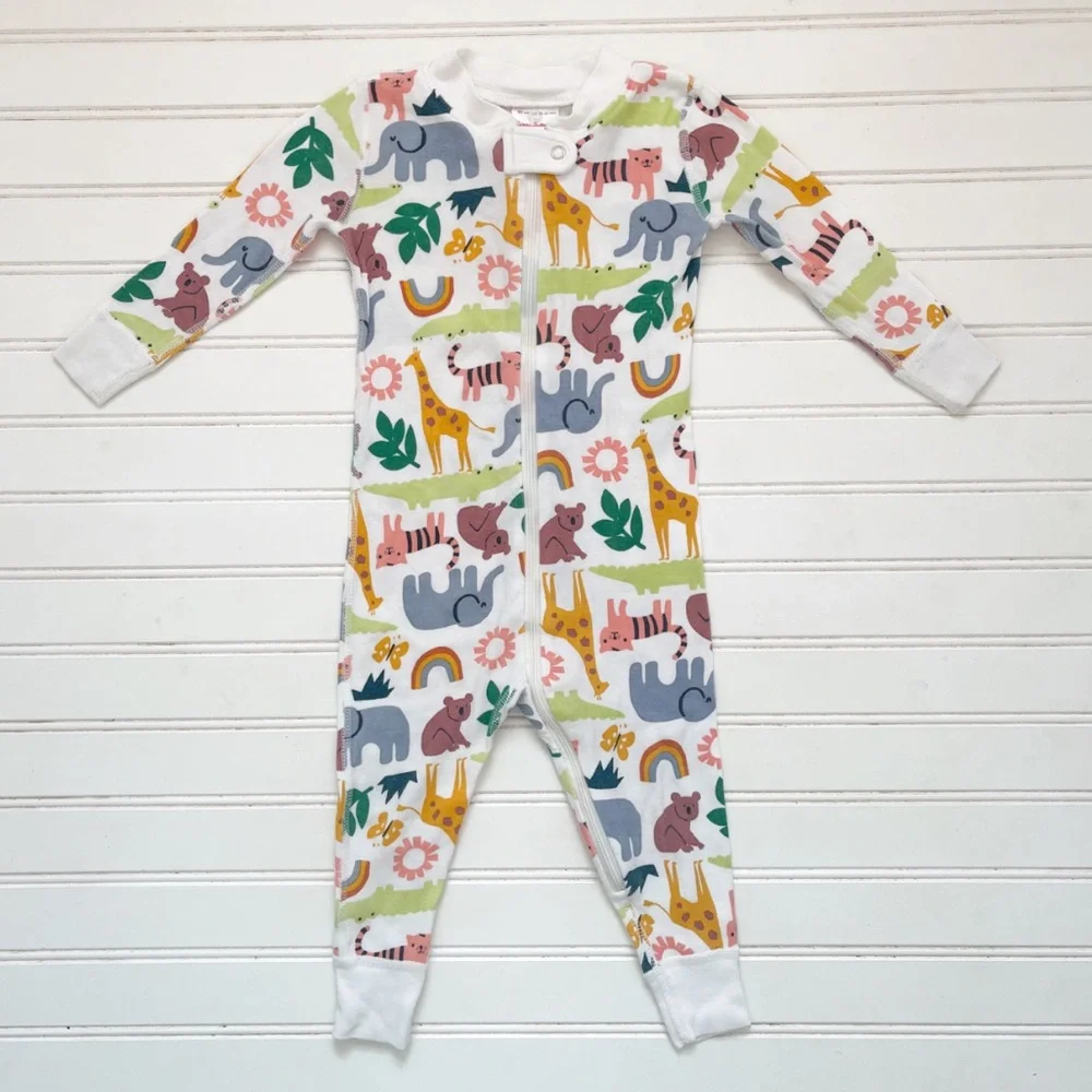 Hanna Andersson White Pajama Zip-Front with Multicolor Safari Animals